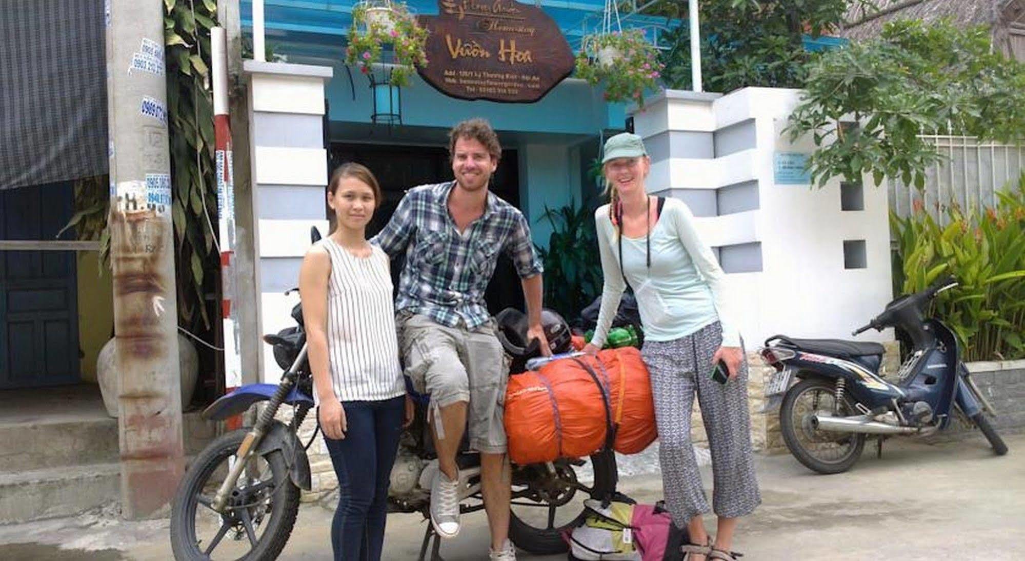 Flower Garden Homestay Hoi An Exteriör bild